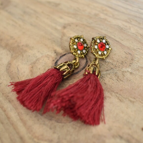 Antiqued Gold Plated Red Tassle Eearrings With Glass Crystal Posts - Picture 1 of 2